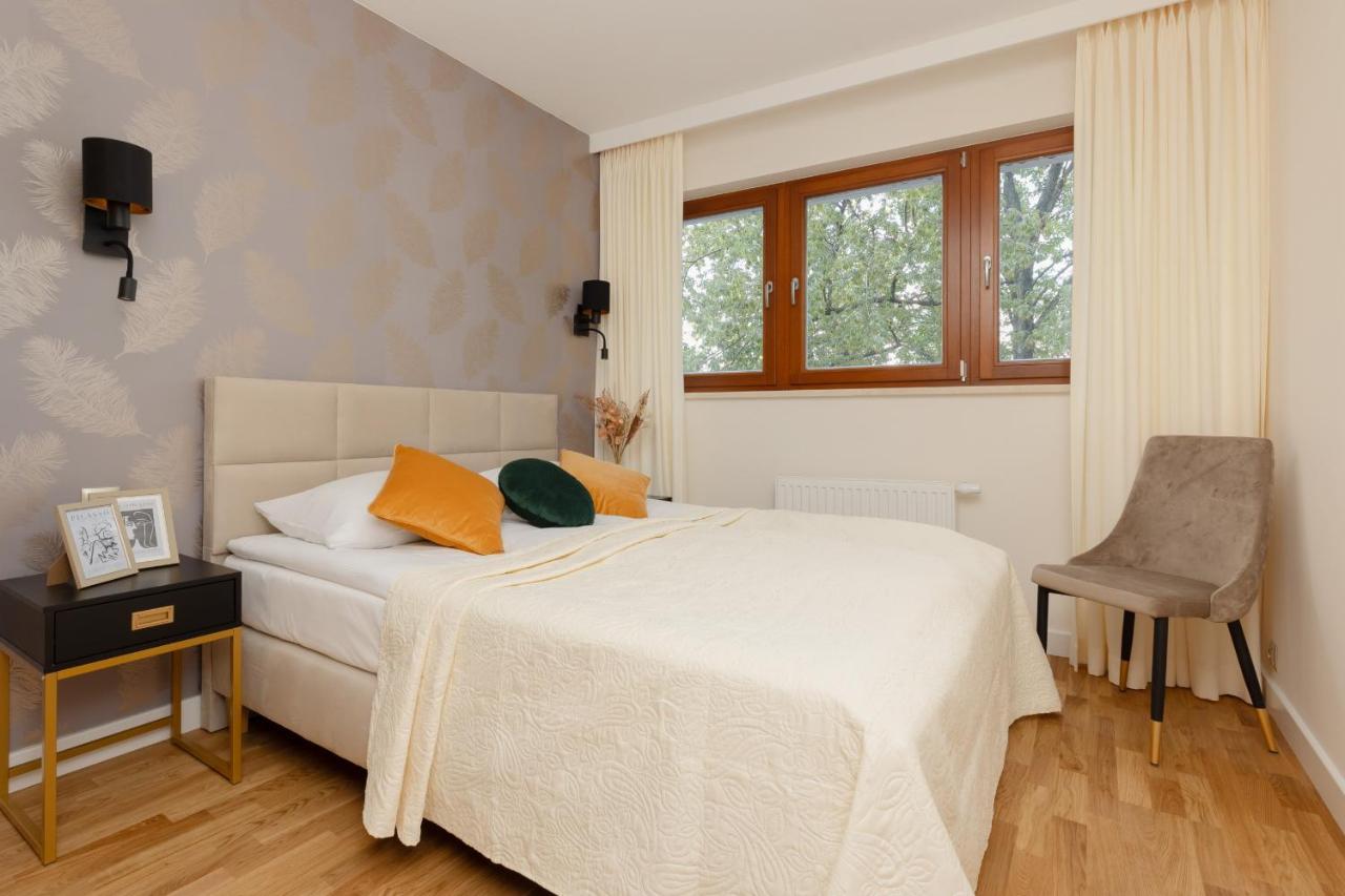 Apartament Deluxe Wronia 45 With Ac, Parking & Balcony By Renters Prestige Warszawa