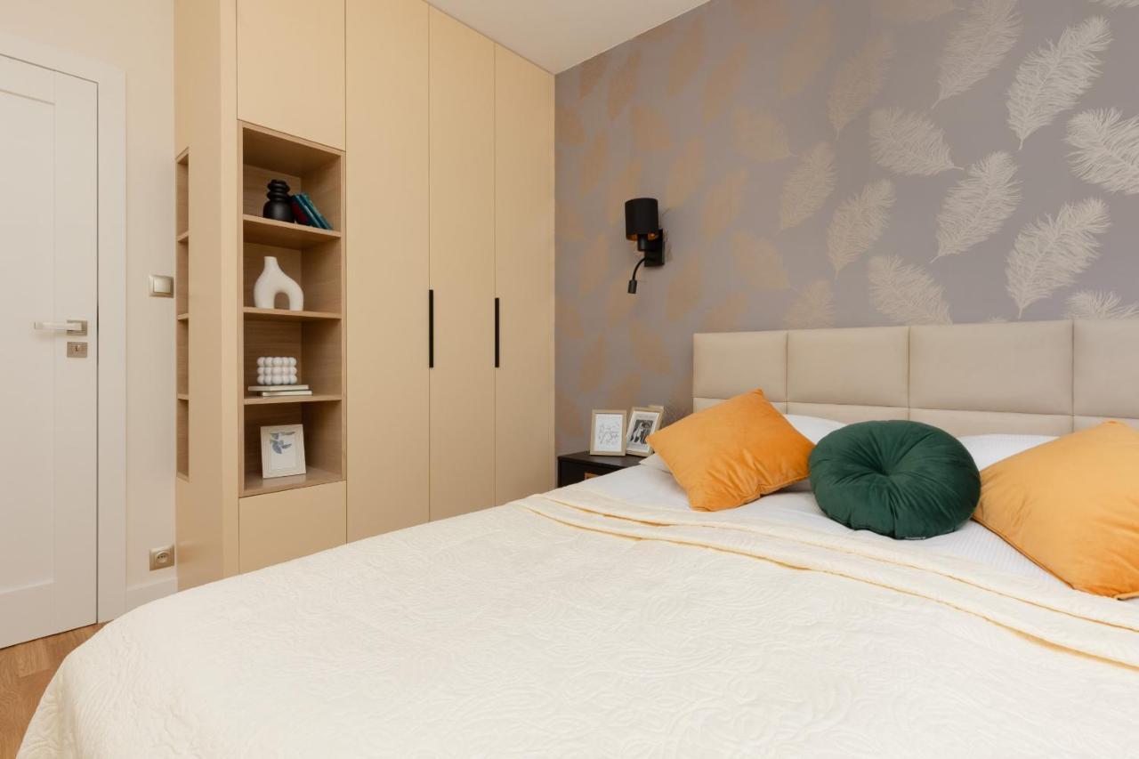 Apartament Deluxe Wronia 45 With Ac, Parking & Balcony By Renters Prestige